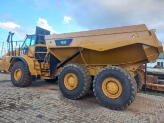 CATERPILLAR 735 Articulated Dump Truck